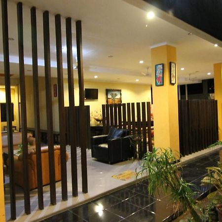 Ct1 Bali Bed & Breakfast Kuta Lombok Exterior foto